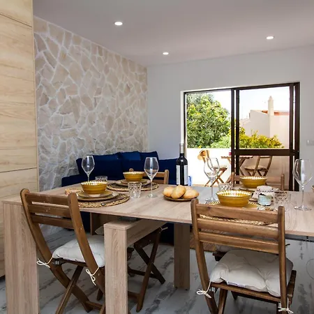 Amelie Old Town Apartment