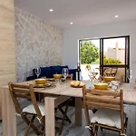 Amelie Old Town Apartment