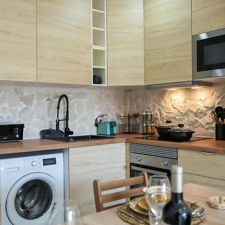 Amelie Old Town אלבופיירה